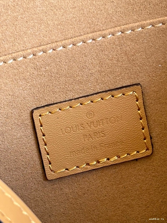 WIS LOUIS MM VUITTON DAUPHINE 0913